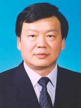 娄勤俭：第十四届全国人大常委会委员、外事委员会主任委员